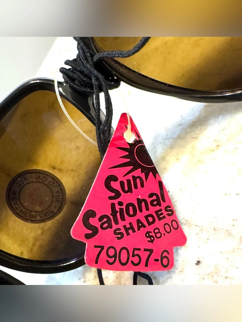Retro Glacier Sunglasses with Side Shields set